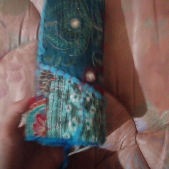 Elegant Fold Purse with 3D design! - Picture 4 of 7